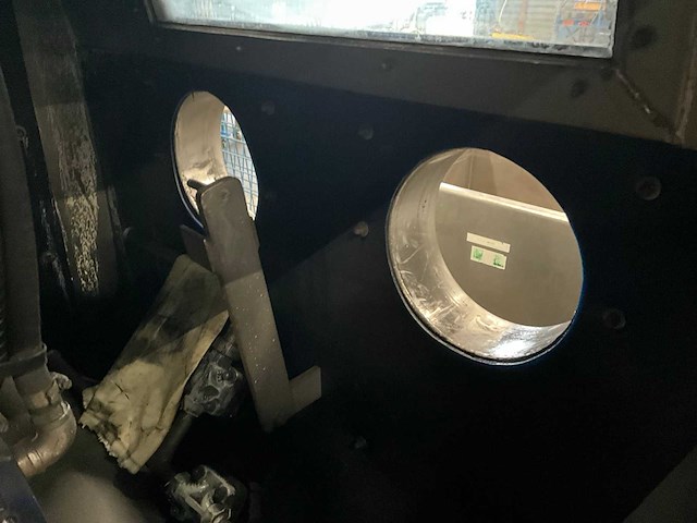 Graf straalcabine - afbeelding 35 van  36