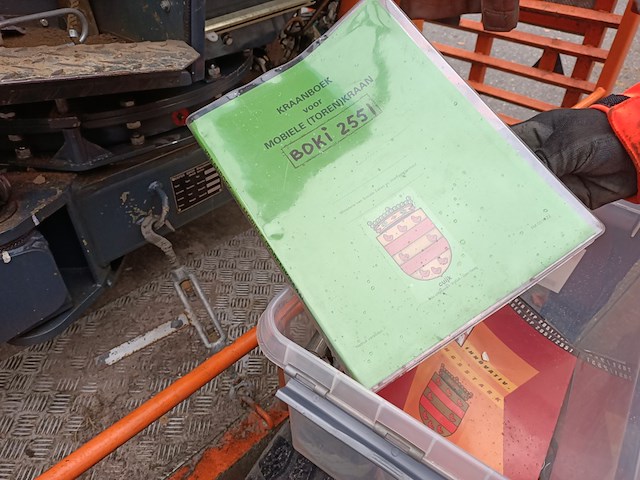 Grafdelver - graafmachine, boki, 2551 inclusief transport aanhanger, 2000 - afbeelding 18 van  30