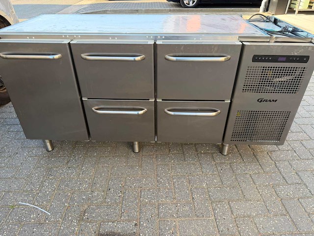 Gram - deur + lades - koelwerkbank - afbeelding 1 van  4