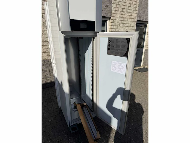 Gram - ongebruikt 40x60 bakkersmaat - koelkast - afbeelding 2 van  9