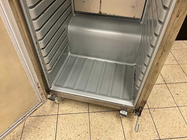 Gram f 410 rg mobiele vrieskast - afbeelding 6 van  9