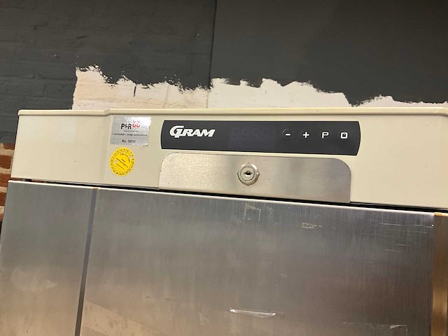 Gram f 410 rg mobiele vrieskast - afbeelding 7 van  9
