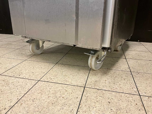 Gram f 410 rg mobiele vrieskast - afbeelding 8 van  9