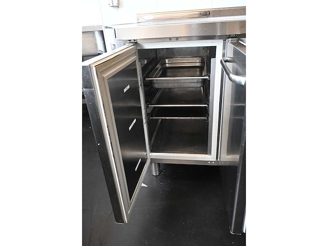Gram k1807 csg sl dl/dl rvs koelwerkbank met ingebouwde saladière - afbeelding 3 van  8