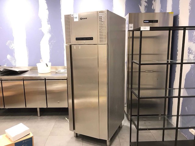 Gram plus k 600 rsg 4 n rvs koelkast - afbeelding 1 van  4