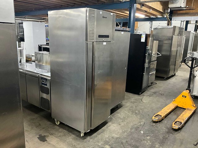 Gram plus k 600 rsh rvs koelkast - afbeelding 1 van  4