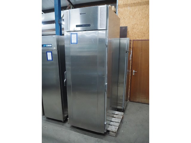 Gram - afbeelding 1 van  6