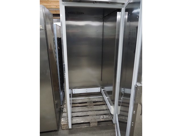 Gram - afbeelding 3 van  6