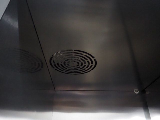 Gram - afbeelding 4 van  6