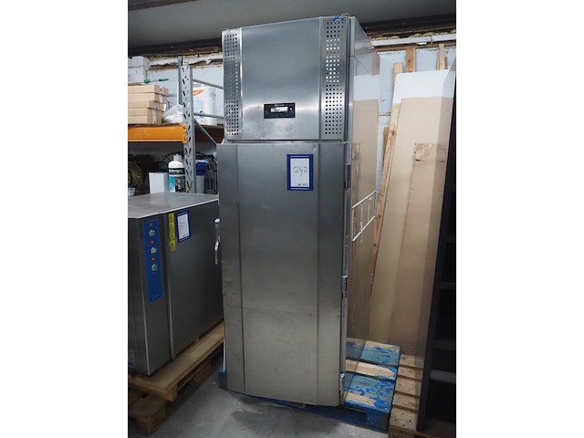 Gram - afbeelding 1 van  15