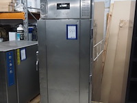 Gram - afbeelding 1 van  15