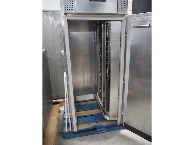 Gram - afbeelding 9 van  15