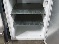 Gram - afbeelding 3 van  6