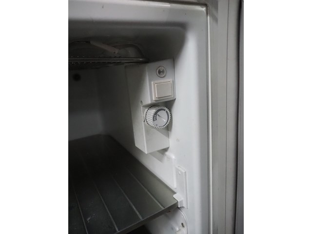 Gram - afbeelding 4 van  6