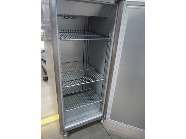 Gram - afbeelding 4 van  7