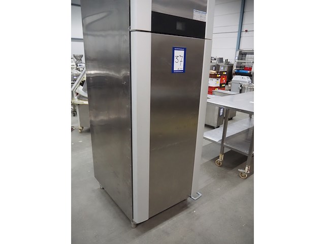 Gram - afbeelding 9 van  13