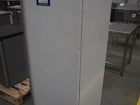 Gram - afbeelding 1 van  8