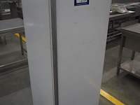 Gram - afbeelding 2 van  8