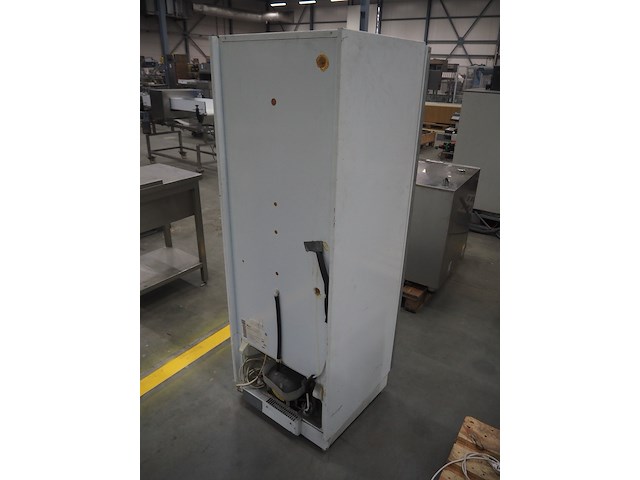 Gram - afbeelding 3 van  8