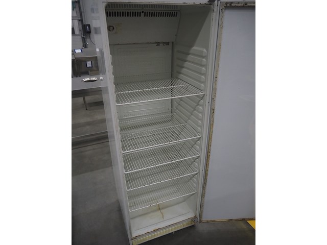 Gram - afbeelding 5 van  8