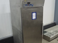 Gram - afbeelding 2 van  9