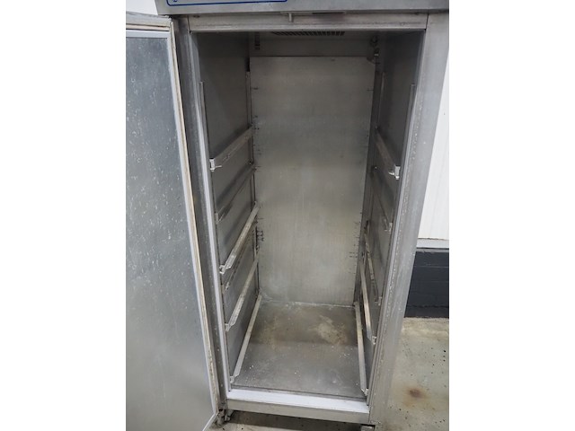 Gram - afbeelding 4 van  9