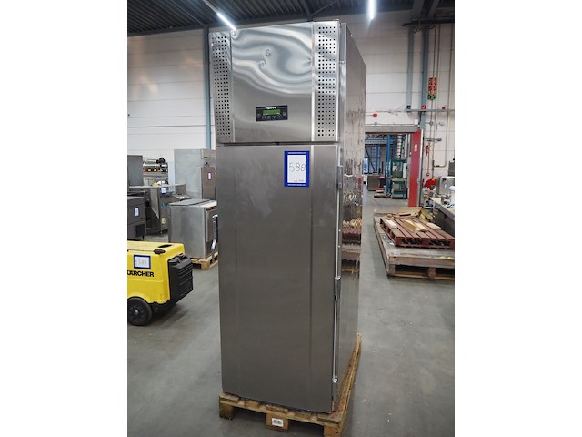 Gram - afbeelding 1 van  10