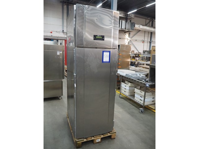 Gram - afbeelding 3 van  10