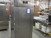 Gram - afbeelding 3 van  10