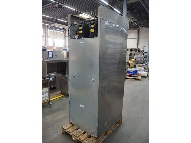 Gram - afbeelding 4 van  10