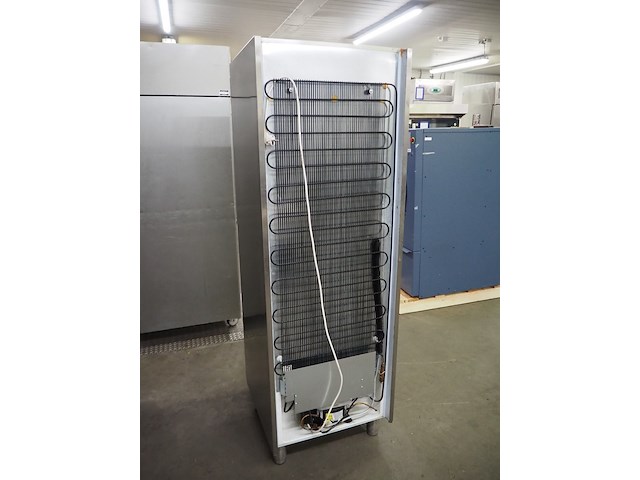 Gram - afbeelding 3 van  9