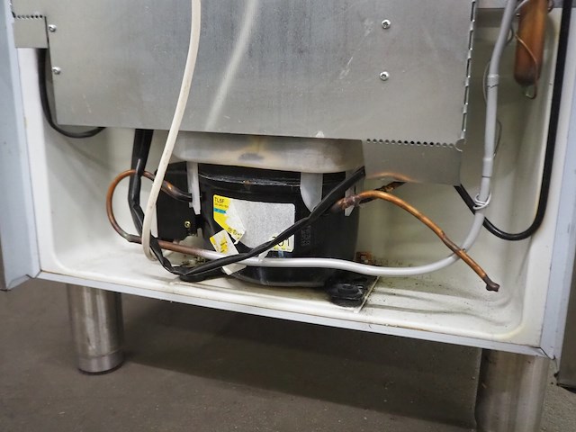 Gram - afbeelding 7 van  9