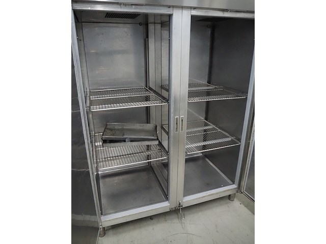 Gram - afbeelding 5 van  7