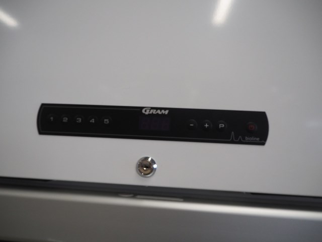 Gram - afbeelding 7 van  9