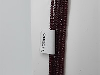 Granaatkralen collier, paar oorstekers en 1x hanger - afbeelding 2 van  19