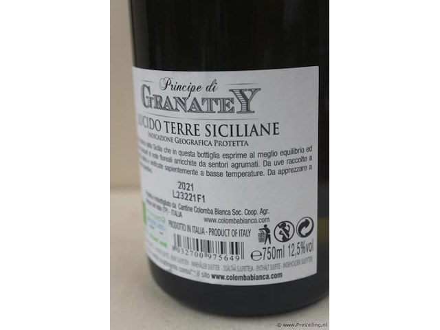 Granatey lucido witte wijn - 75 cl - winkelverkoopprijs € 7.40 - afbeelding 3 van  3