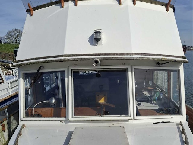 Grand banks 42 trawler motorjacht - afbeelding 2 van  34