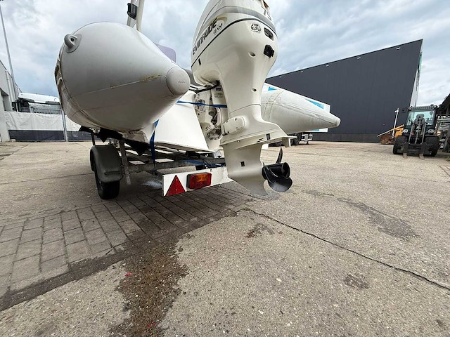 Grand goldenline rib boot met trailer en buitenboordmotor 75pk - afbeelding 29 van  35