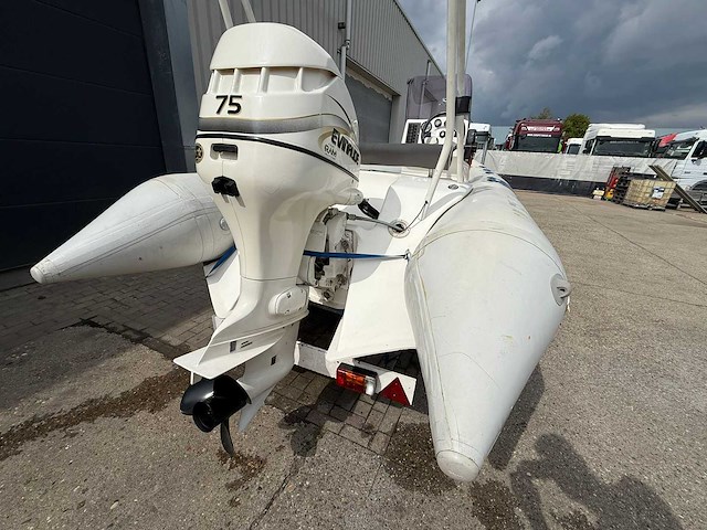 Grand goldenline rib boot met trailer en buitenboordmotor 75pk - afbeelding 4 van  28