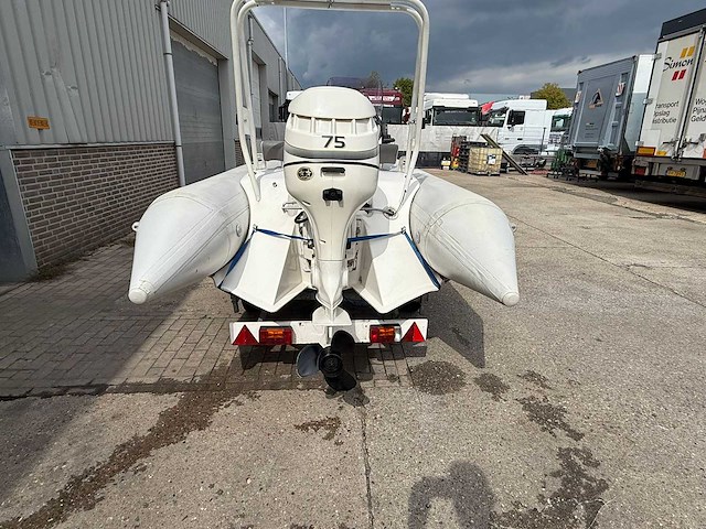 Grand goldenline rib boot met trailer en buitenboordmotor 75pk - afbeelding 28 van  28