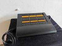 Grandma - ma2 faderwing - lichte mengtafel - afbeelding 1 van  3