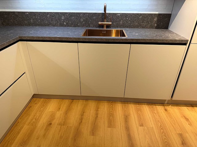 Grando - a serie 4000 - showroomkeuken - afbeelding 6 van  26