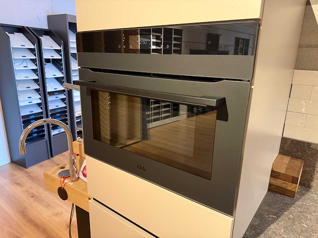 Grando - a serie 4000 - showroomkeuken - afbeelding 22 van  26