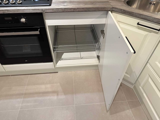 Grando - classic - showroomkeuken - afbeelding 25 van  27
