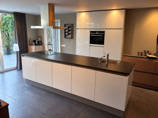 Grando keuken met falmec / whirlpool apparatuur - afbeelding 1 van  22