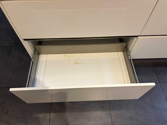 Grando keuken met falmec / whirlpool apparatuur - afbeelding 21 van  22