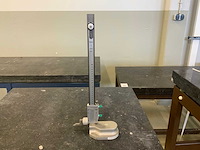 Granieten laboratoriumtafel met hoogtemeter - afbeelding 1 van  3