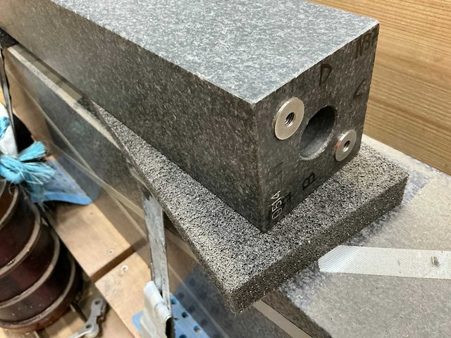 Granieten vlaktafelonderdelen en radio ontvangst versterker - afbeelding 4 van  8