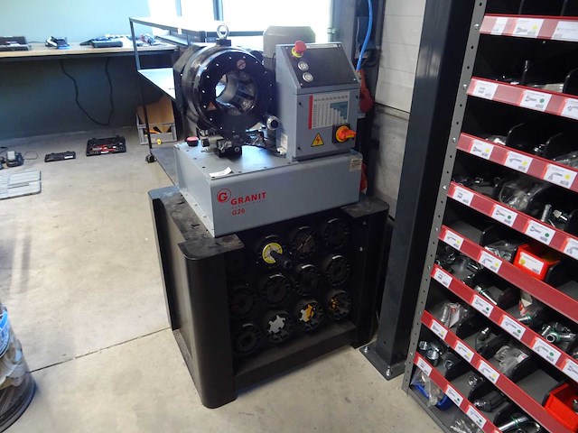 Granit - 2022 - g20 - slangenpers - afbeelding 1 van  8