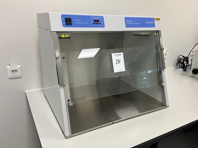 Grant-bio uvt-b-ar uv-lichtkast - afbeelding 2 van  4